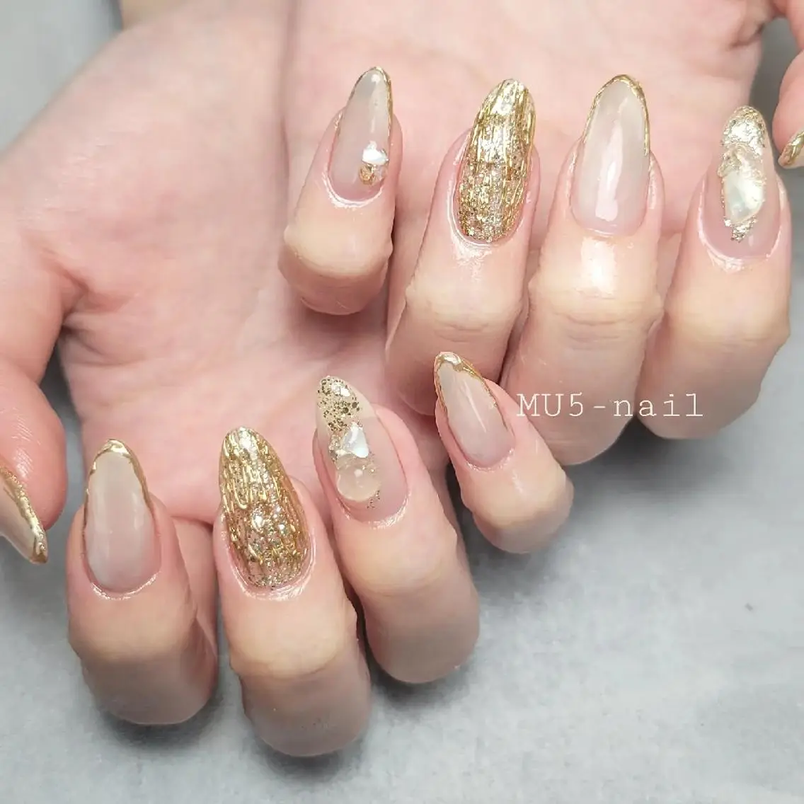 ネイル ニュアンスネイル MU5-nail 金山ネイルサロンのネイルデザイン