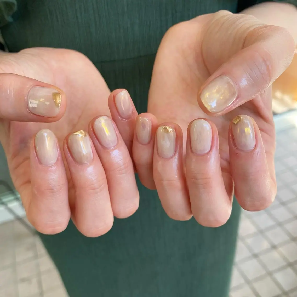 ネイル ゴールド ハンドネイル 栗林 実莉のネイルデザイン