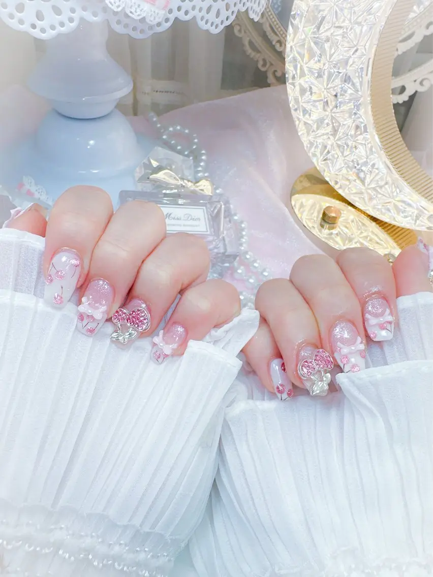 ネイル 韓国ネイル マグネットネイル ピンク 夏ネイル ワンホンネイル ワンホン、かわいい系 🎀ななみのネイルデザイン