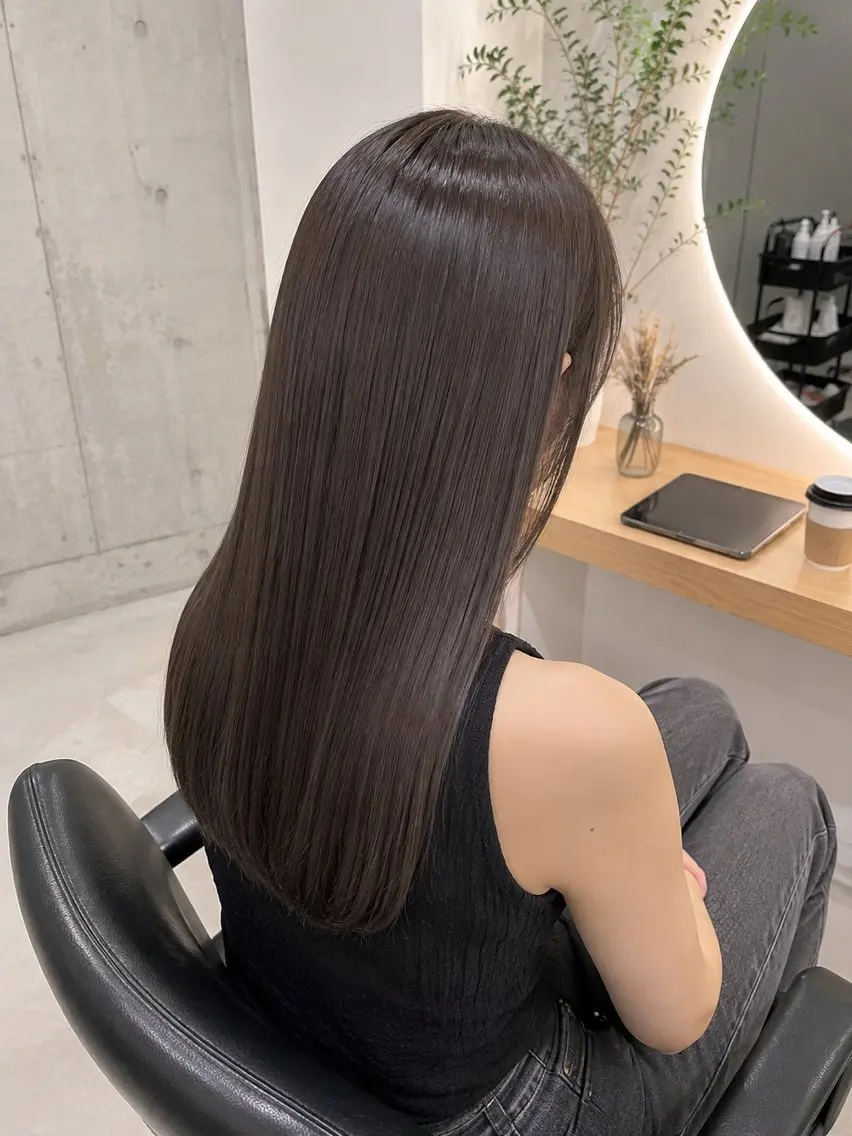 ロング ヘアカラー kyamyi キャミーのヘアスタイル
