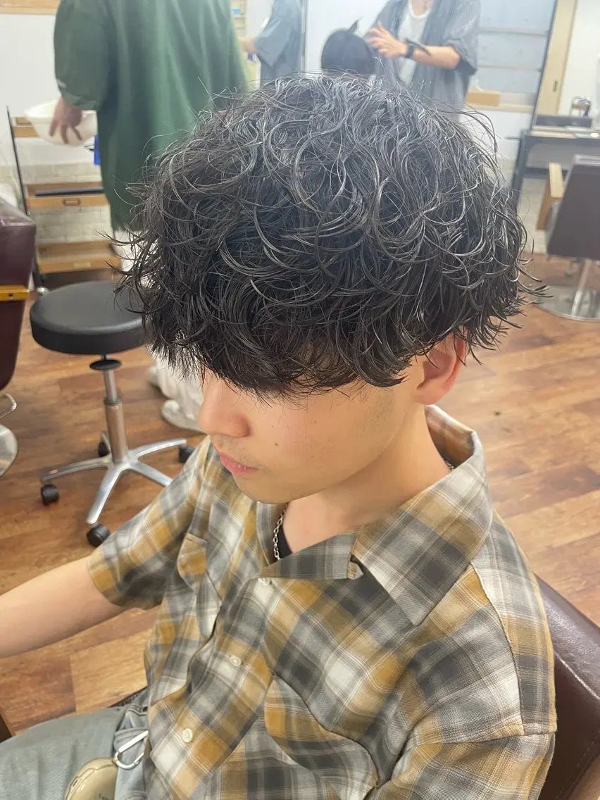 パーマ メンズ マッシュ メンズパーマ 波巻きパーマ スパイラルパーマ RITSUKI横浜 メンズ特化😎のヘアスタイル