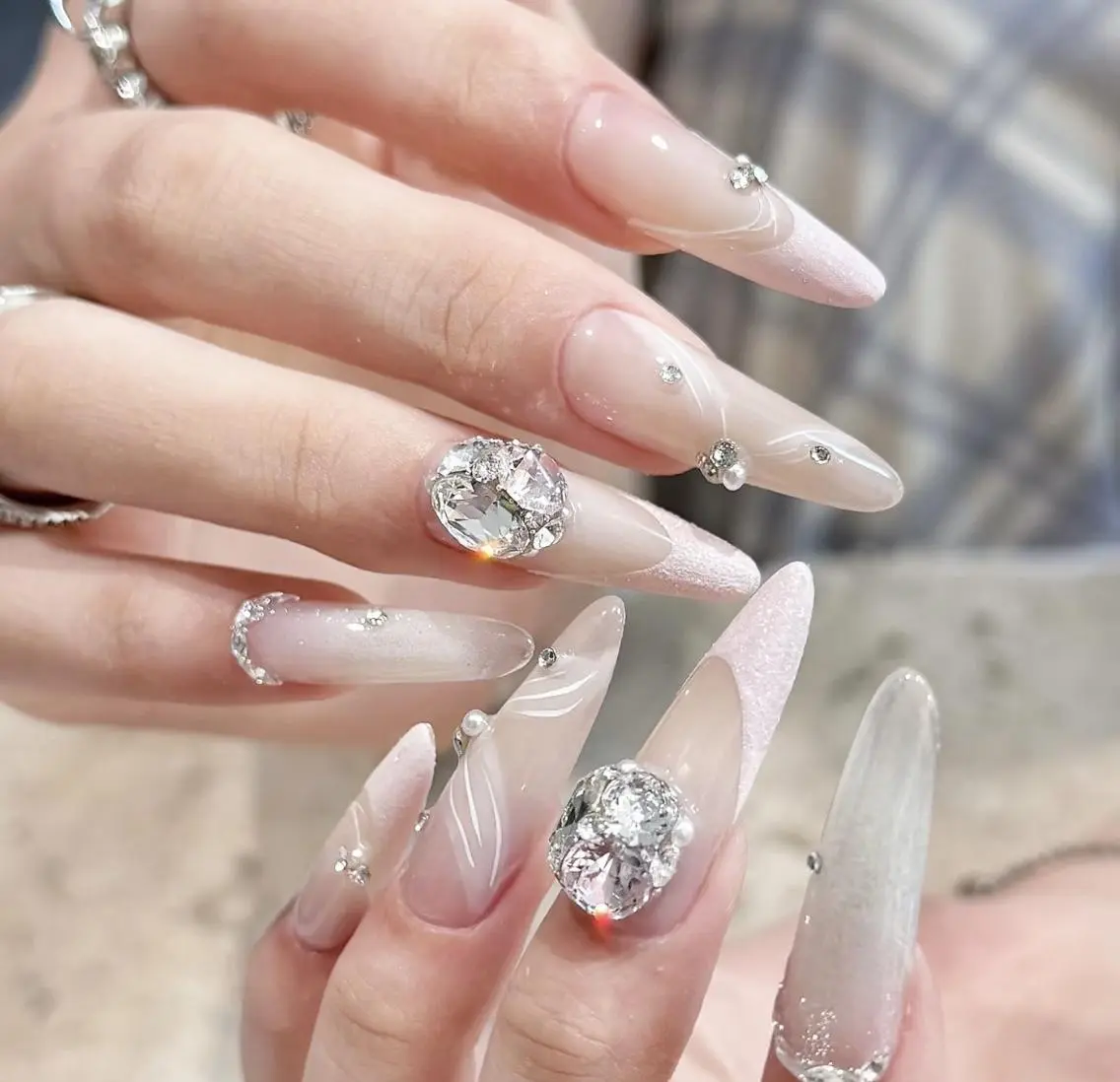 ネイル ハンドネイル ハンドケア 🍑 momo_nailのネイルデザイン