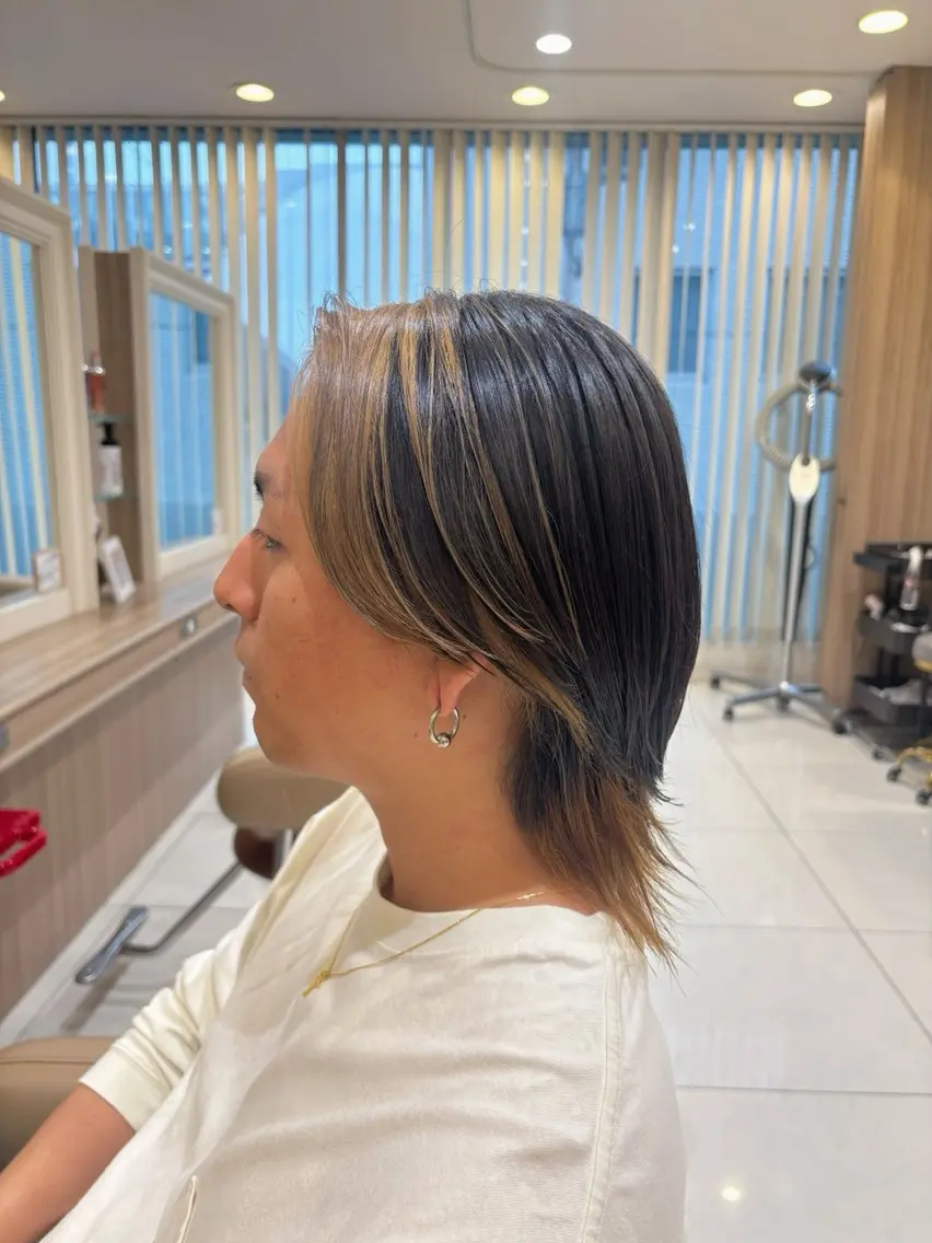 ショート カラー カット ヘアカラー ハイトーンカラー☁️ 西條 楓花のヘアスタイル