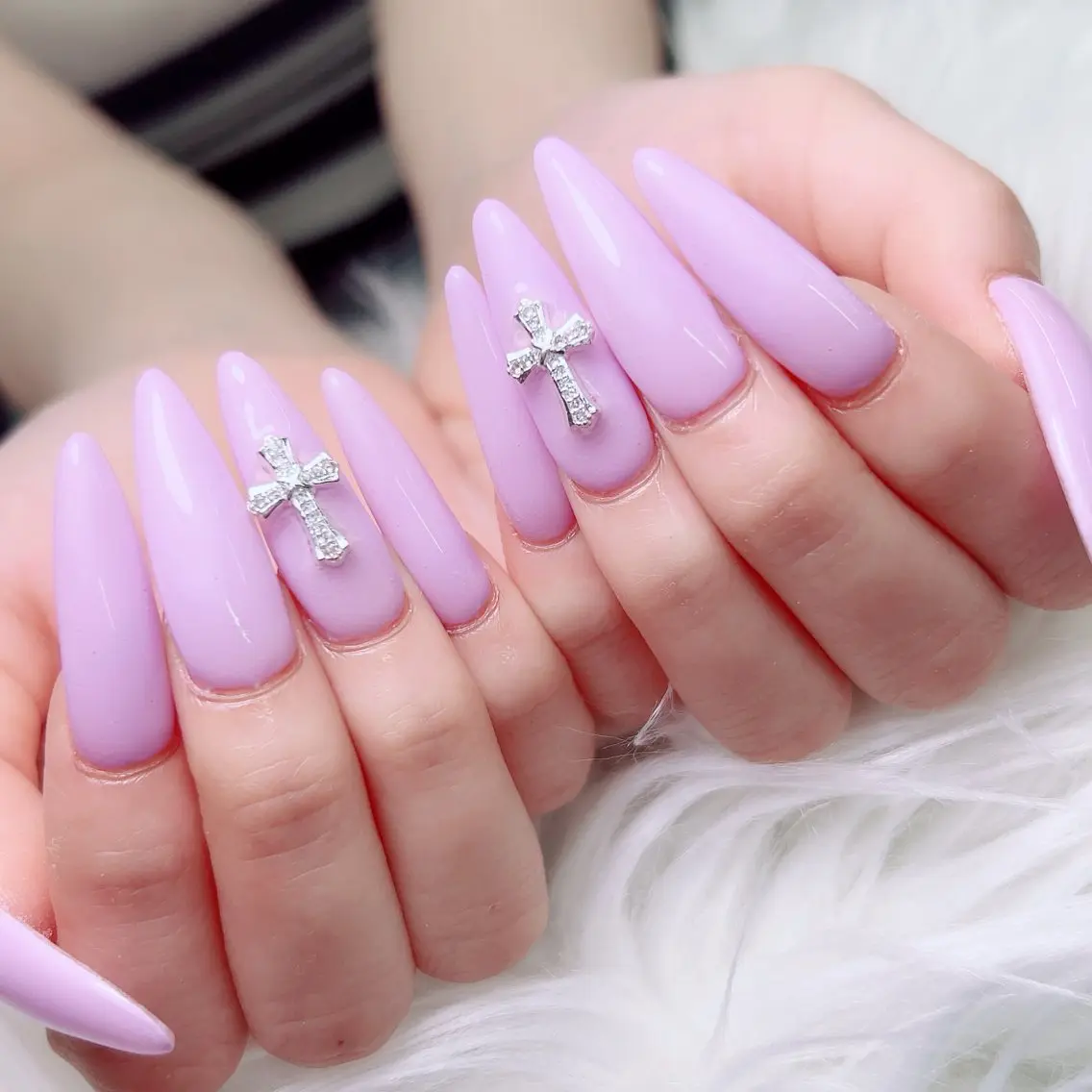 ロング パープルカラー ロング ハンドネイル gallery Yumiのネイルデザイン