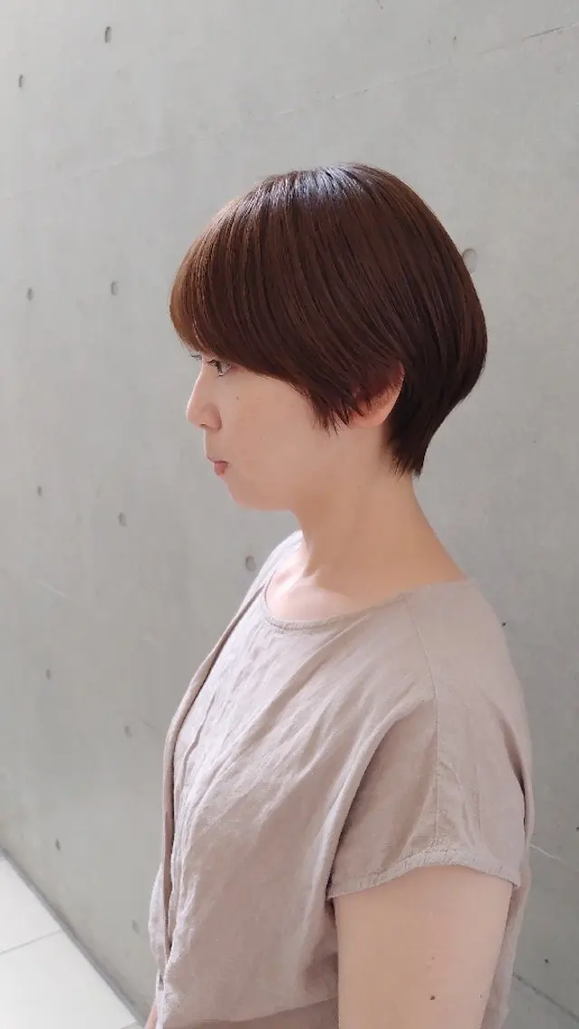 ショート カラー ホリウチ ユキエのヘアスタイル