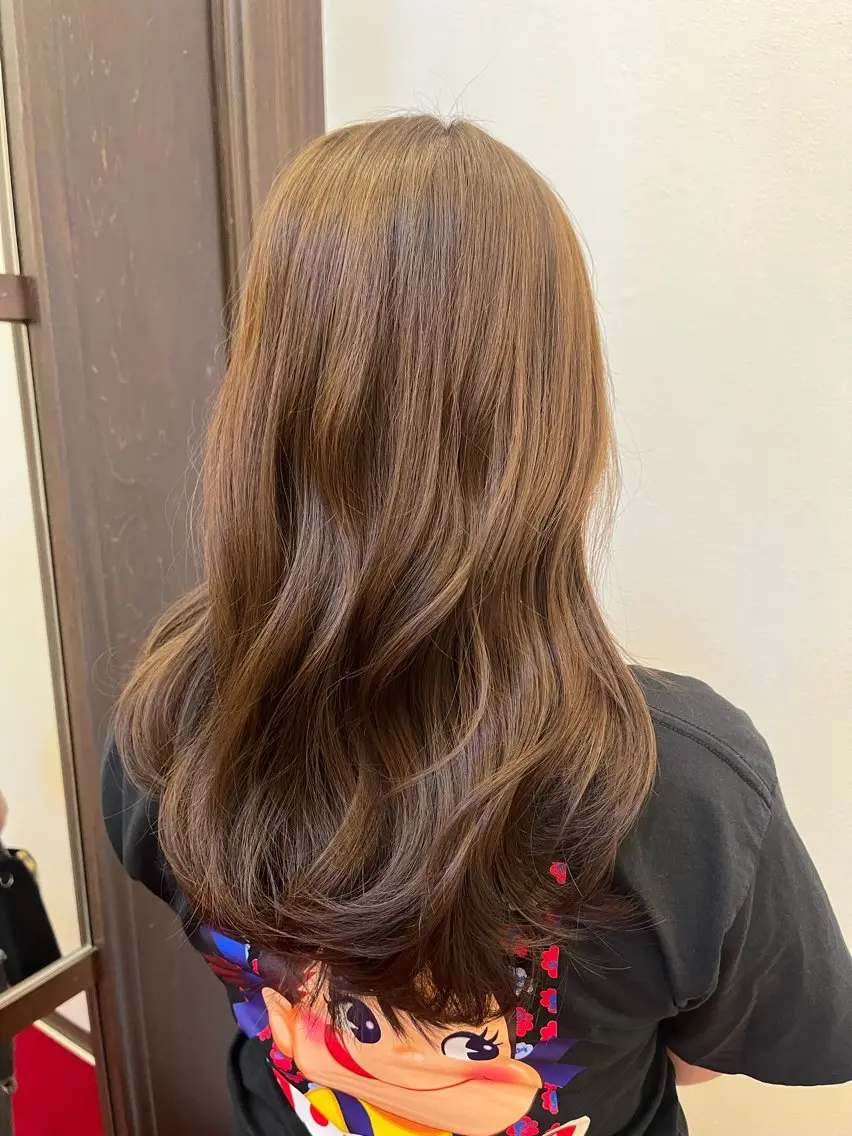 セミロング カラー 赤み消しカラー 🩵かりんのヘアスタイル