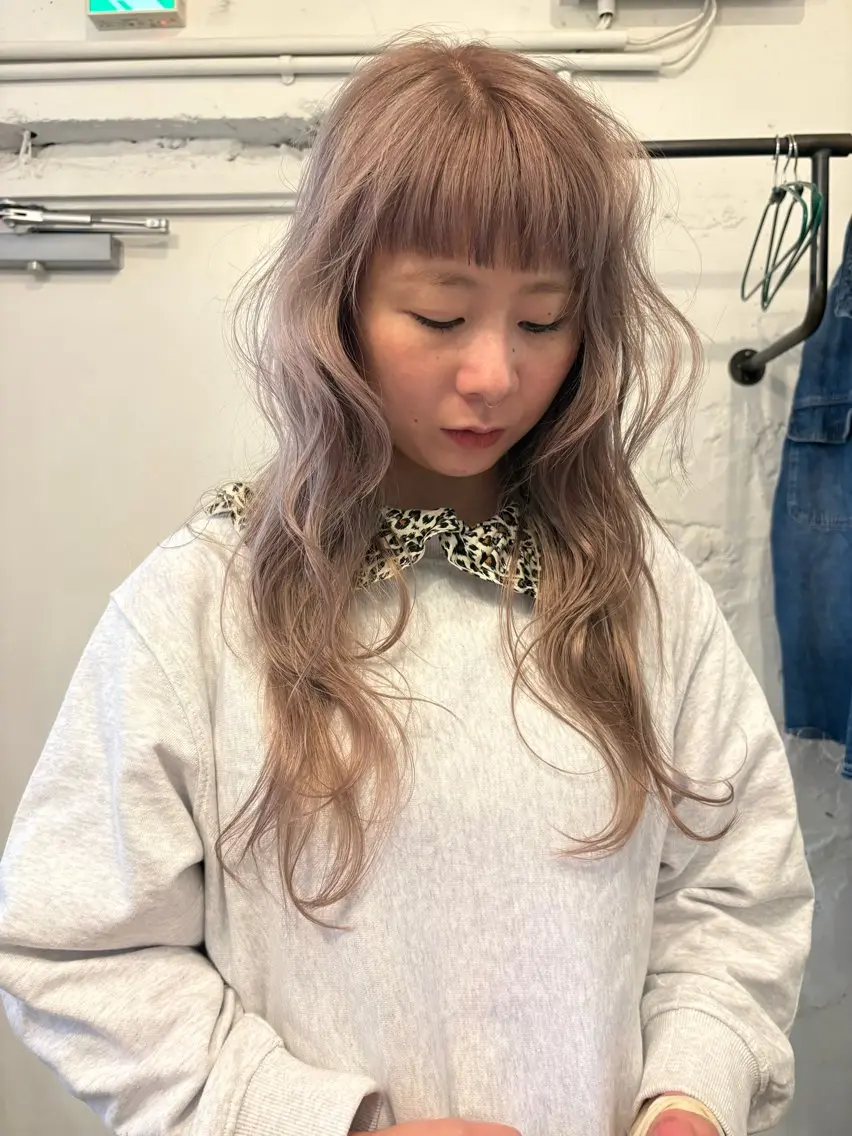 ミディアム カット ヘアカラー ✴︎UNU ✴︎モエカのヘアスタイル
