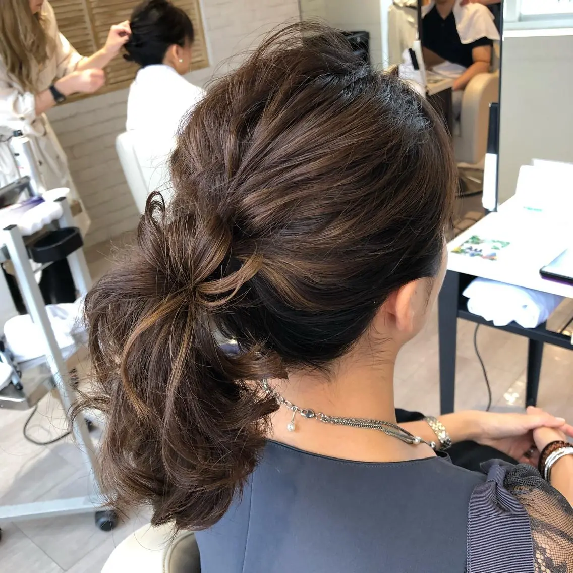 ミディアム ヘアアレンジ 金子 富士のヘアスタイル
