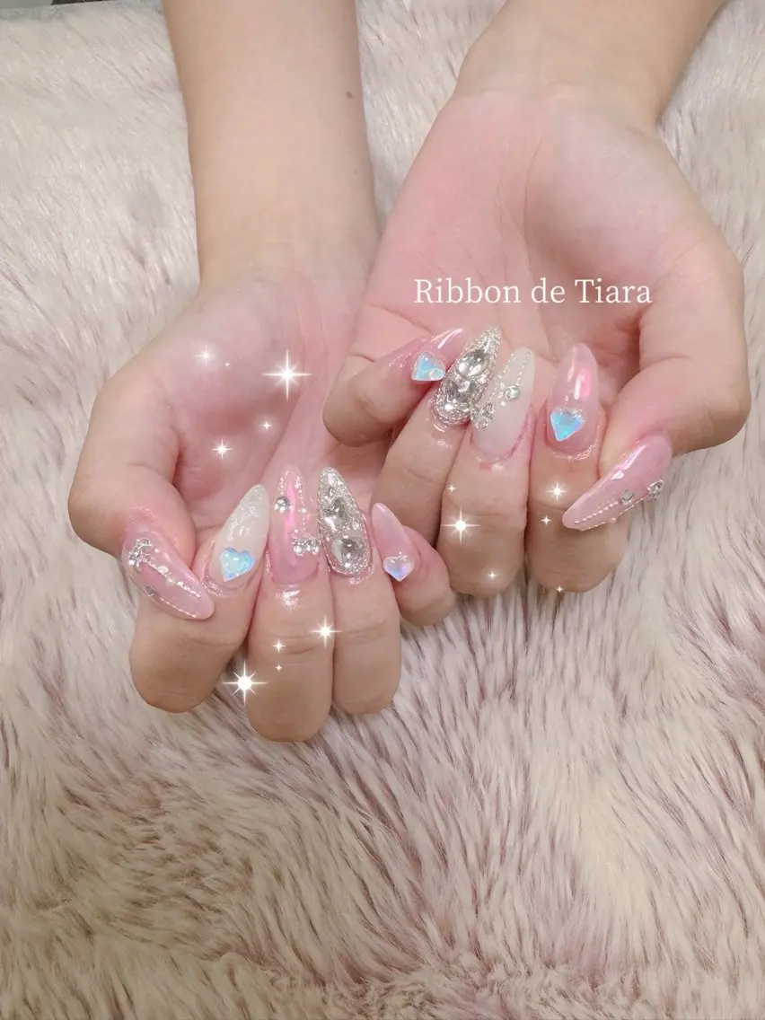 ネイル ハンドネイル オーナーネイリスト MAKIのネイルデザイン