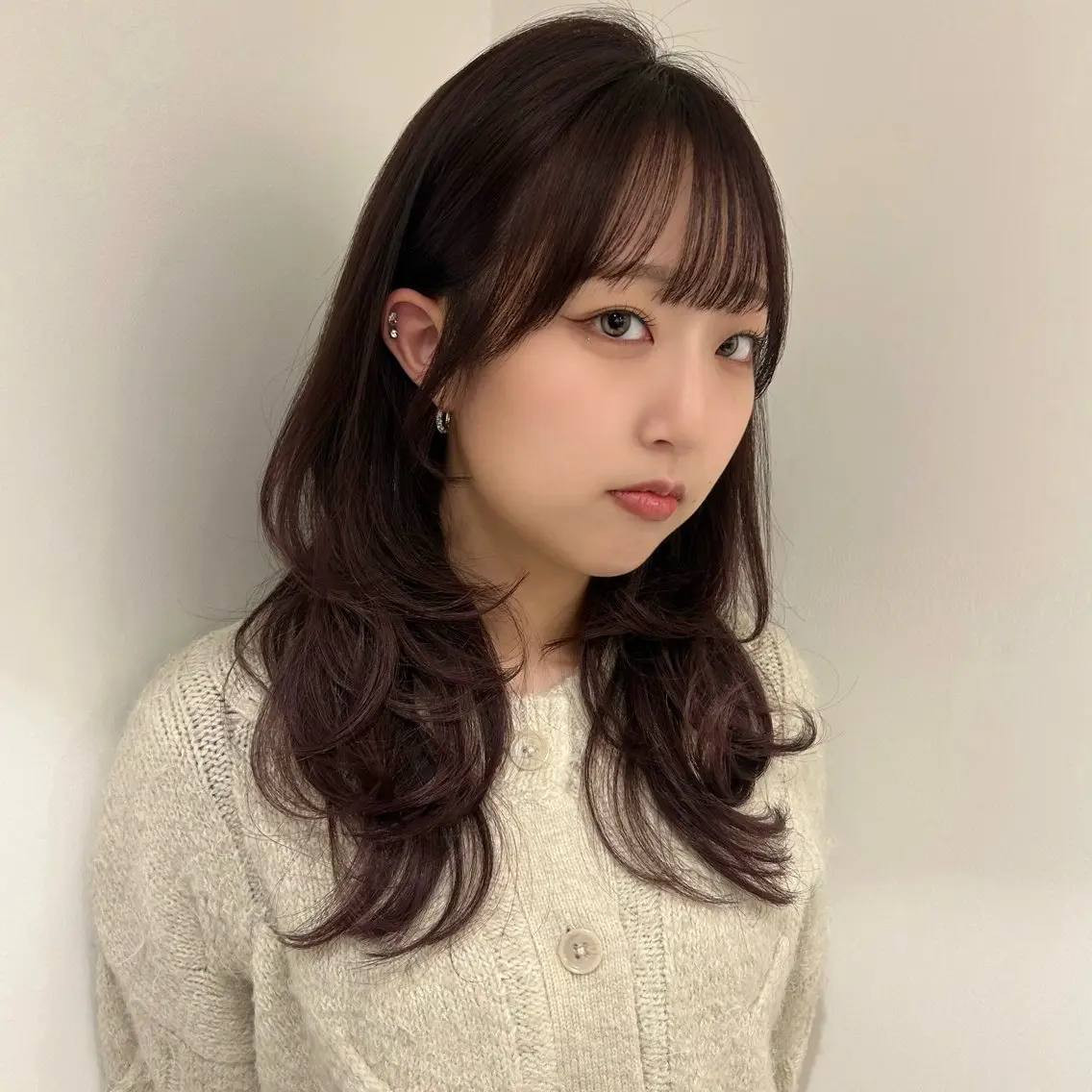 セミロング カラー ピンクカラー 顔周りカット レイヤーカット 小顔カット カット ヘアカラー トリートメント 松本 亜喜のヘアスタイル