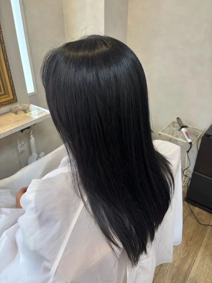 ロング カラー ブルーカラー 透明感カラー ︎︎ さやのヘアスタイル
