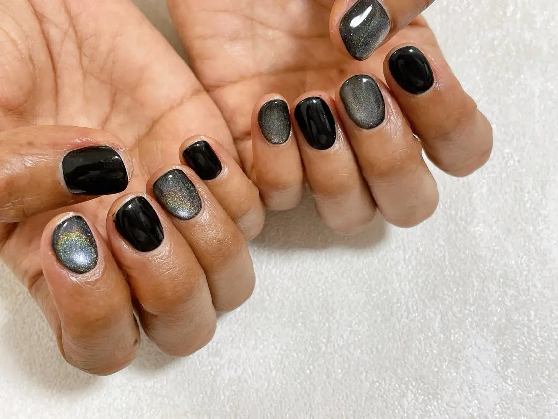 ネイル オーロラネイル フットネイル フレンチネイル ジェルネイル マグネットネイル ハンドネイル mogunail &blowのネイルデザイン