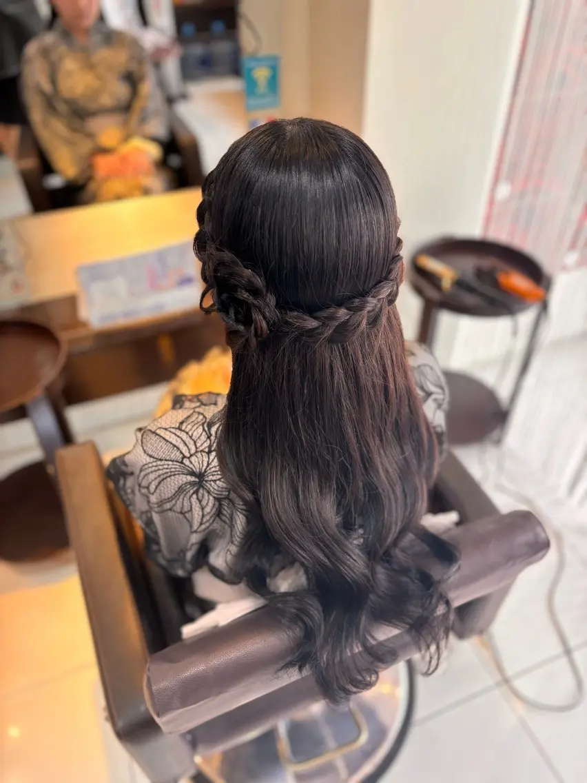 ロング ヘアアレンジ ヘア&メイク💄 TAIKIのヘアスタイル