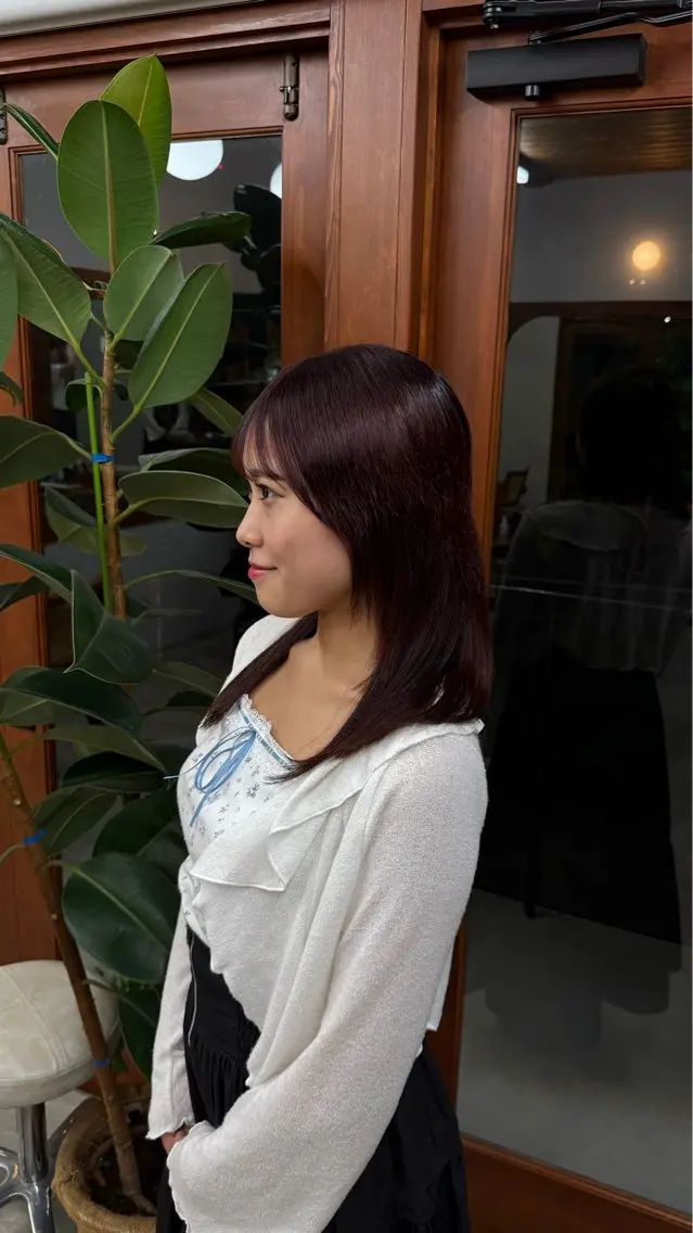 カラー DEPT 西川もかのヘアスタイル
