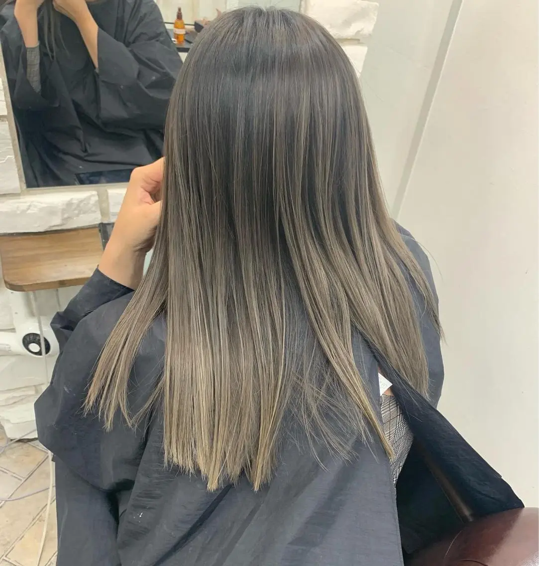 ロング カラー バレイヤージュ レイヤーカット セイヤ セイヤのヘアスタイル