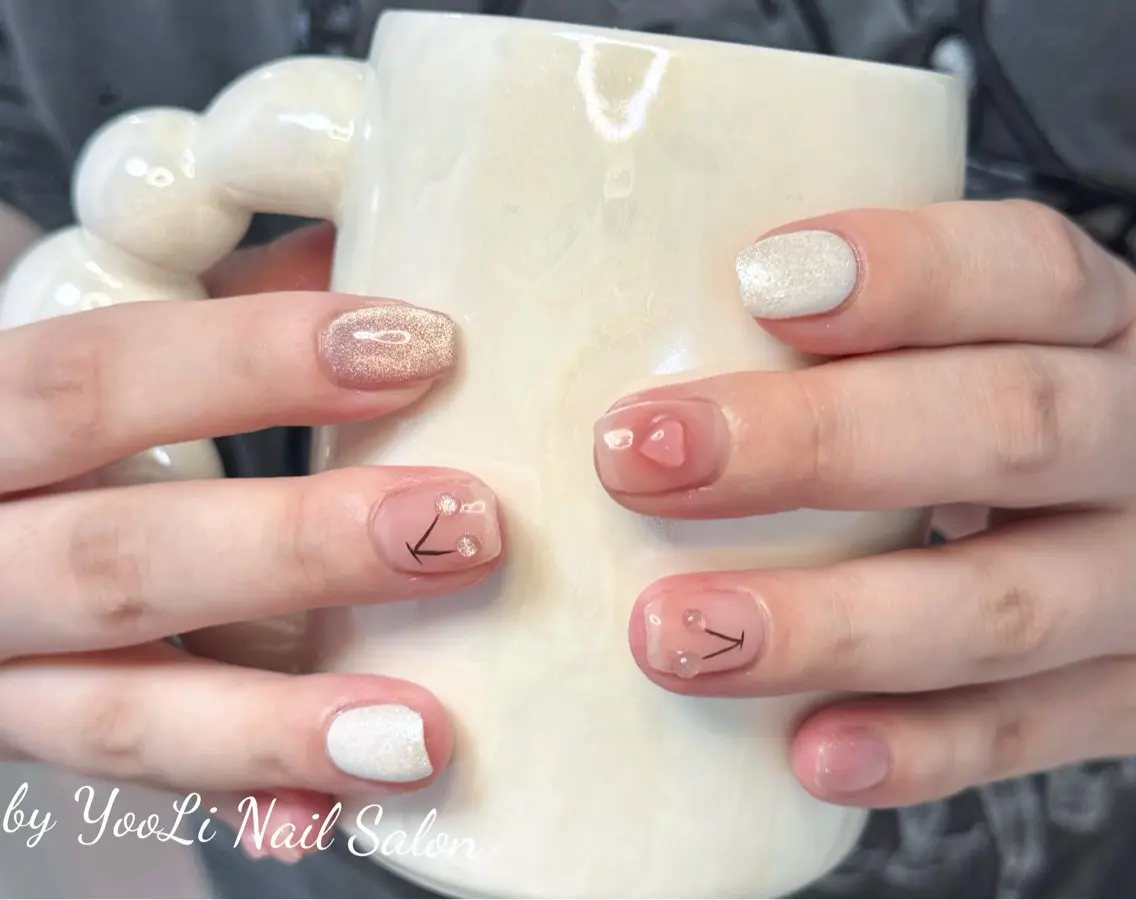 ネイル アートネイル オーロラネイル チークネイル フレンチネイル ガラスフレンチ ハンドネイル 🎀🎀YooLi Nail Salonのネイルデザイン
