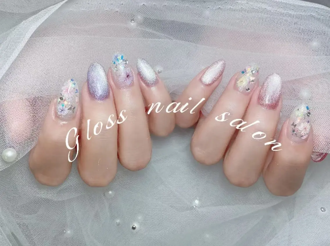 ネイル アヤカ☘️Gloss nailのネイルデザイン