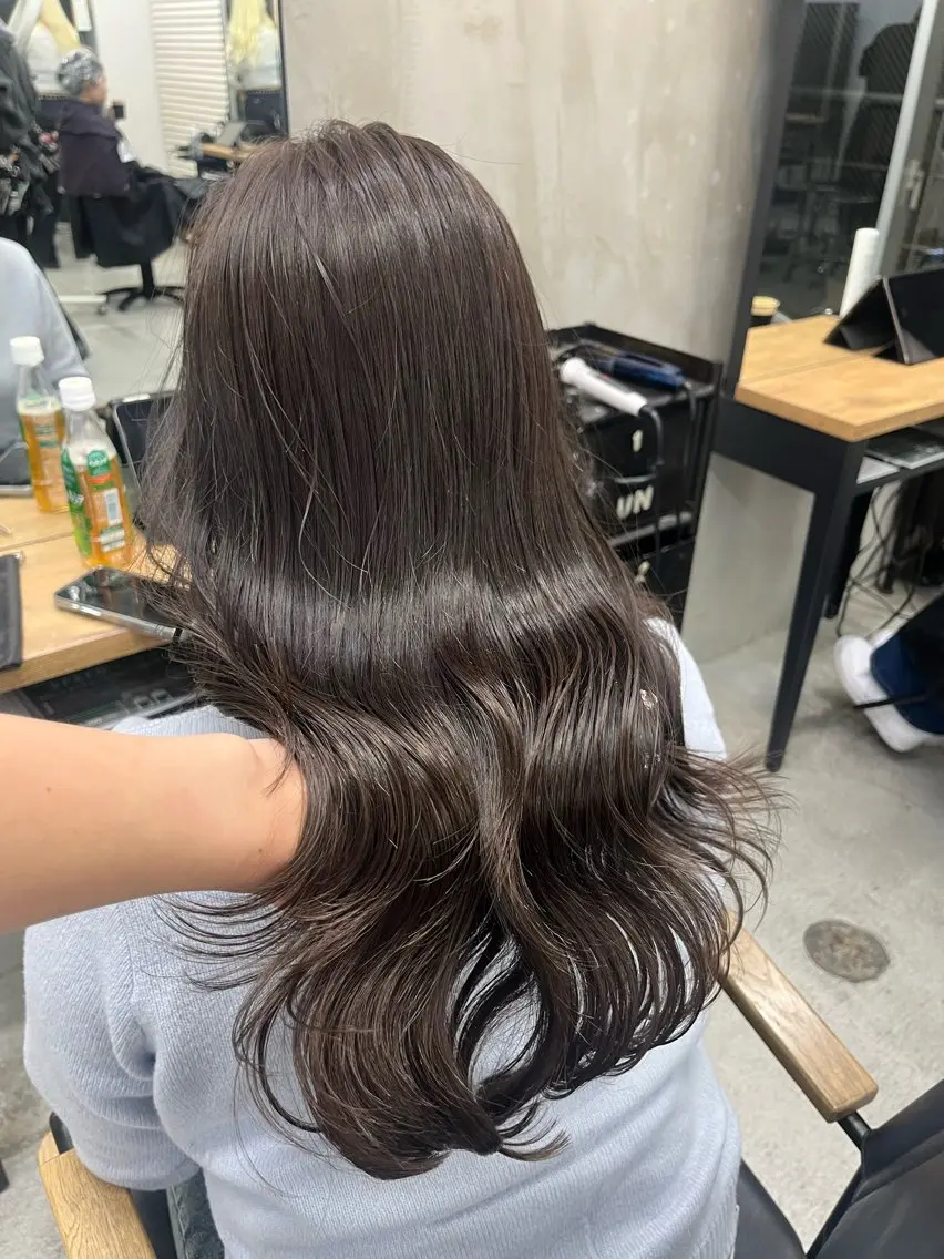 ロング カラー ヘアアレンジ グレージュ ヘアカラー 🫧透明感カラー/ ナルハ🫧のヘアスタイル