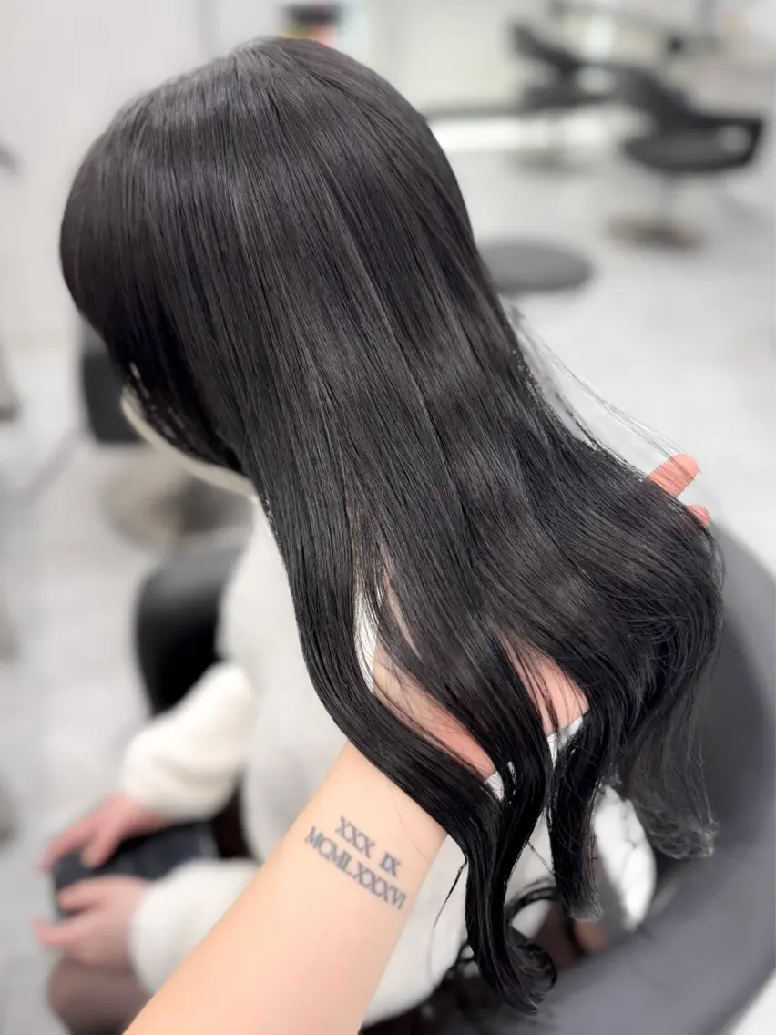 ロング カラー ヘアアレンジ カット ヘアカラー トリートメント ヘッドスパ ヘアセット 縮毛矯正🤍 盛れるボブ/ひかりのヘアスタイル