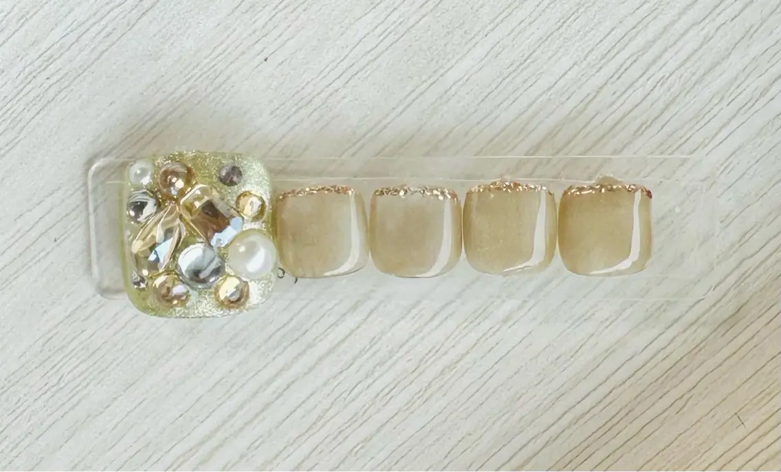 ネイル フットネイル nailsalon oluoluのネイルデザイン