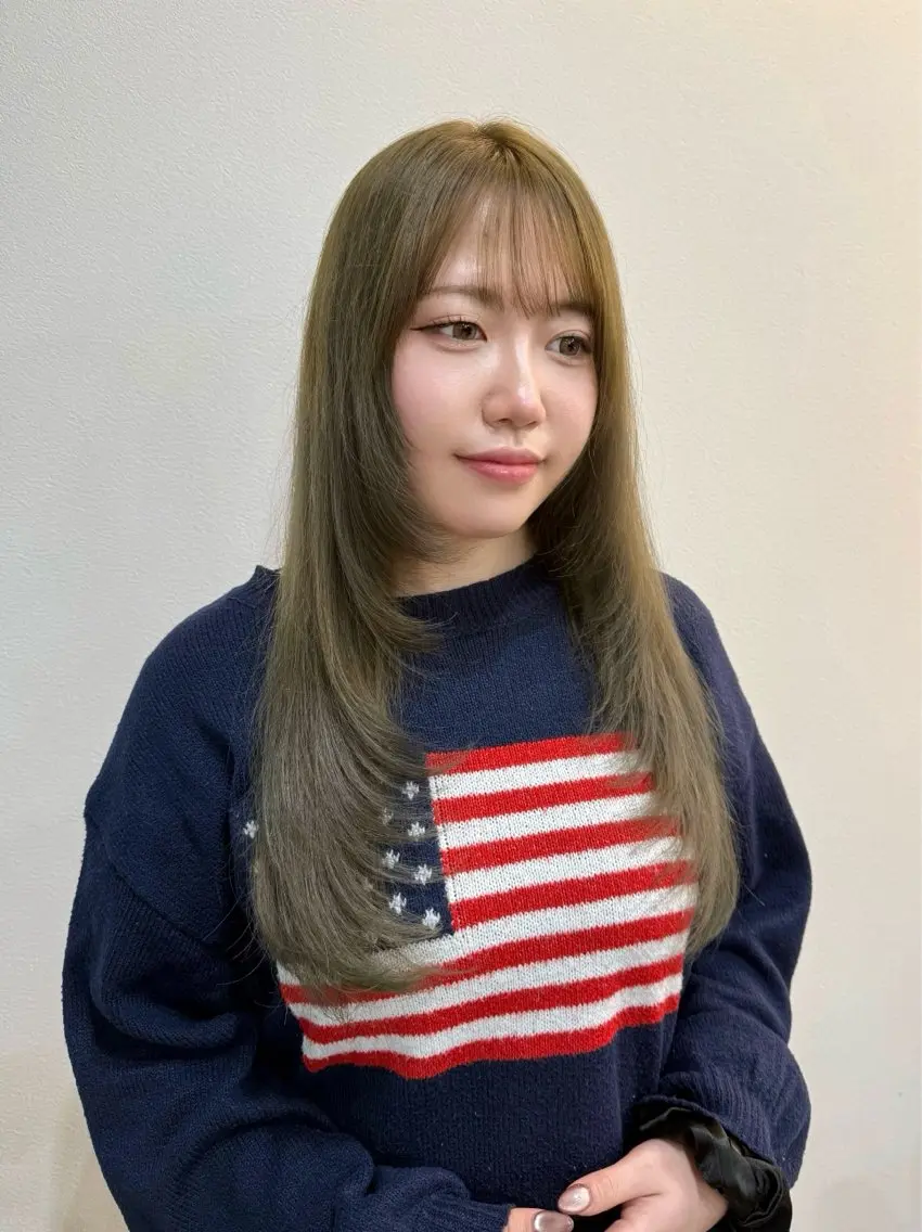 ロング レイヤーカット マツオカ マコのヘアスタイル