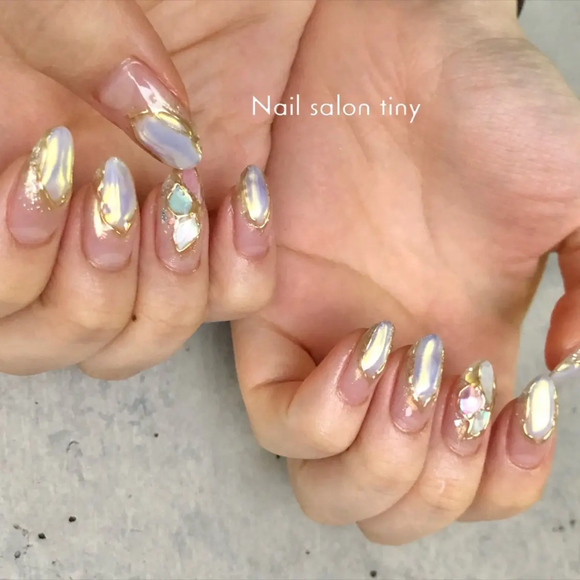 ネイル アートネイル Nail salon tiny🩵のネイルデザイン