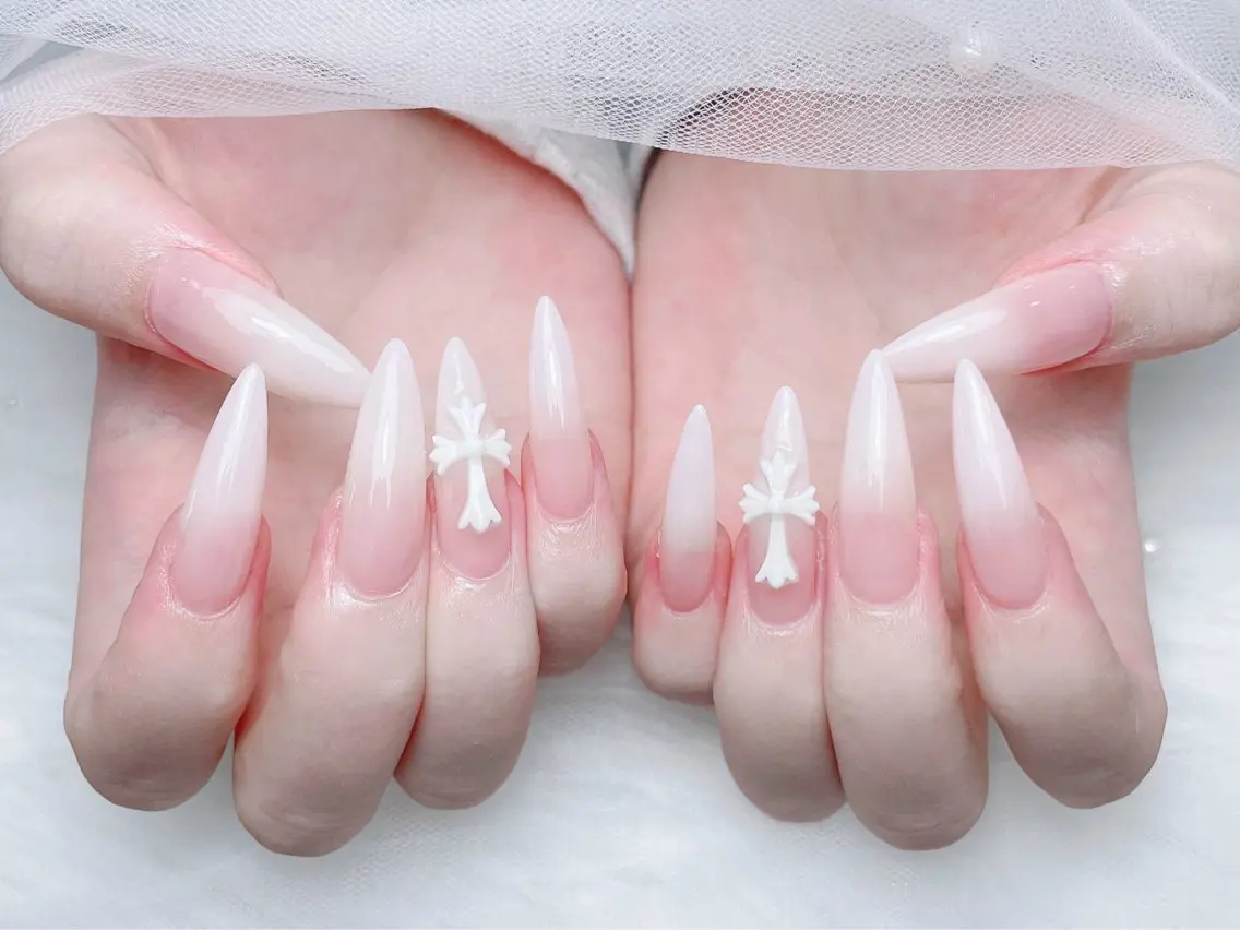 ネイル アートネイル オーロラネイル フレンチネイル ジェルネイル グラデーション ハンドネイル Sora nail 長さ出し専門店のネイルデザイン