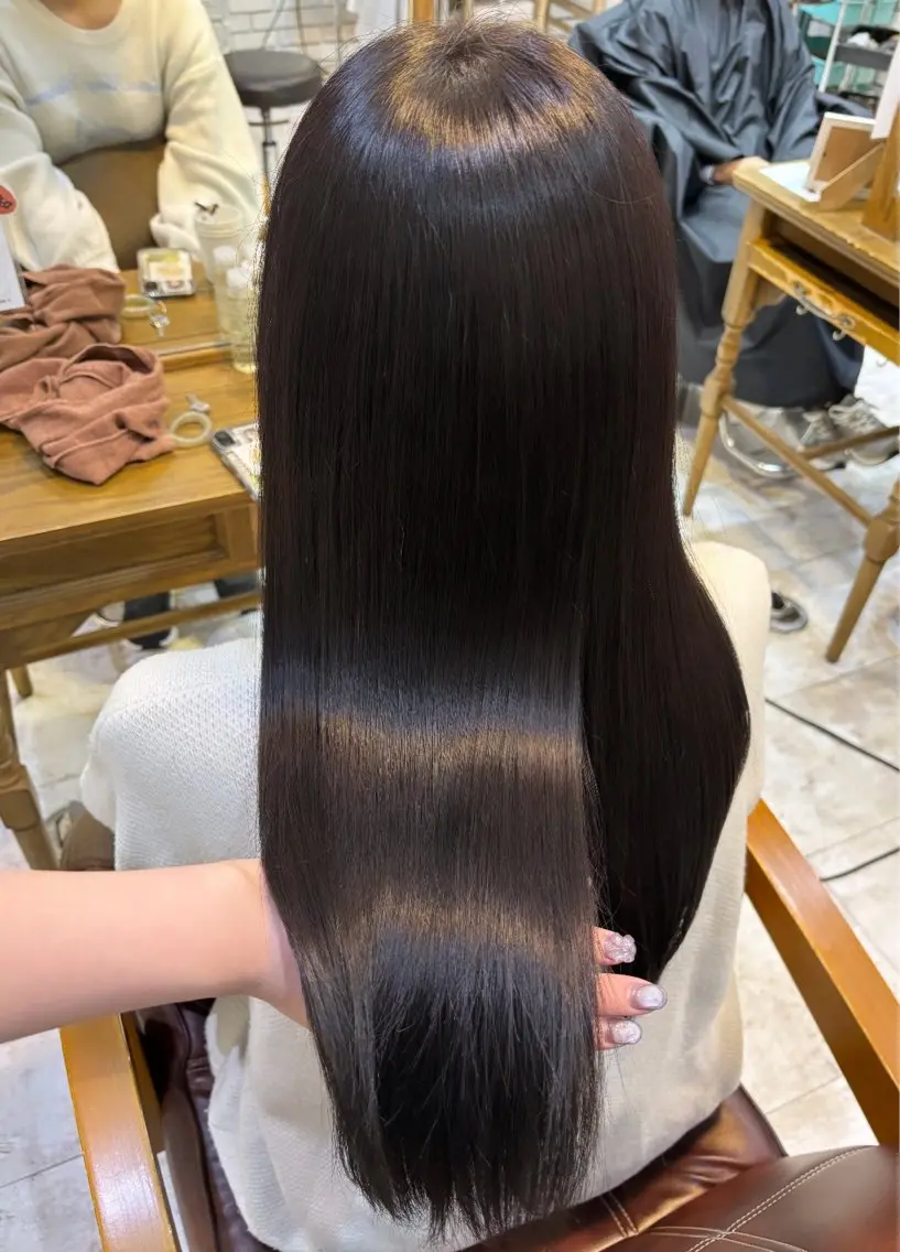 ロング カット 縮毛矯正 トリートメント 🪼艶カラー🪼 田口彩香のヘアスタイル