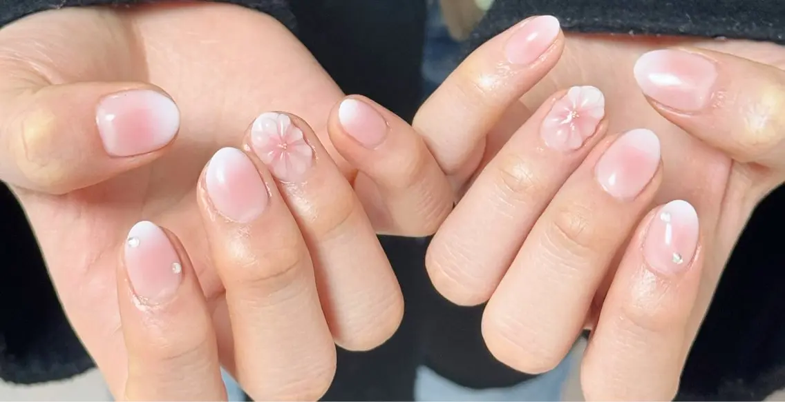 ネイル アートネイル フットネイル ジェルネイル ニュアンスネイル パラジェル ハンドネイル 🎀🎀YooLi Nail Salonのネイルデザイン