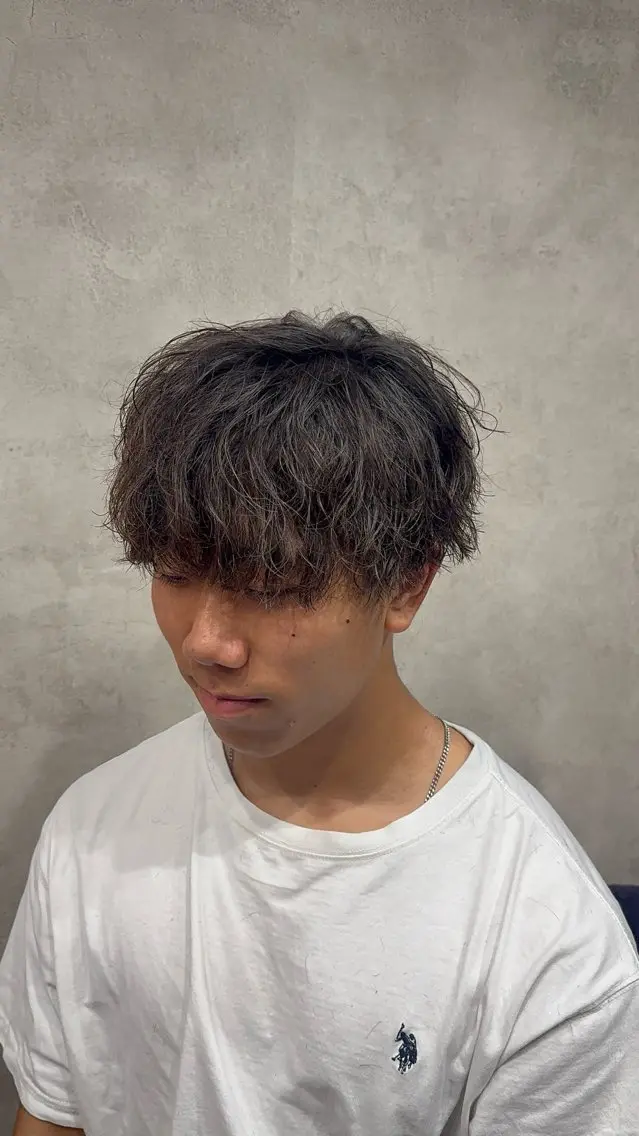 パーマ メンズ メンズパーマ カット パーマ 毛流れ/シャドウ 🇰🇷AYATOのヘアスタイル