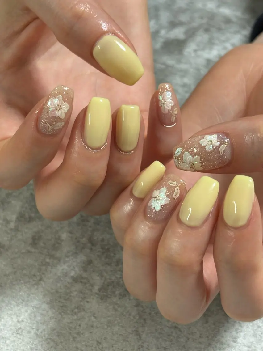ネイル ハンドネイル FIORITURA Maikoのネイルデザイン