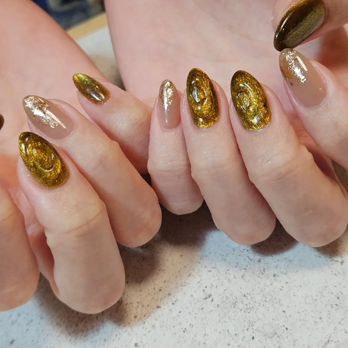 ネイル グリーン ニュアンスネイル ハンドネイル Nailsalon manoのネイルデザイン