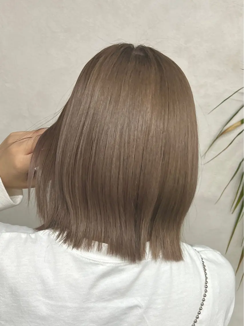 セミロング ハイライト トリートメント カット ヘアカラー 🌷かわばた めい🌷のヘアスタイル