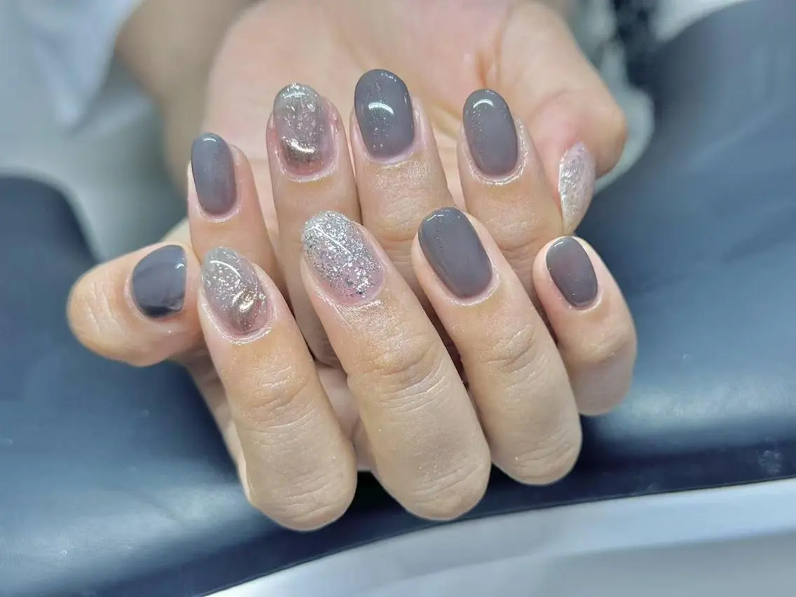 ネイル 長さ出し フラッシュネイル ジェルネイル ホログラムネイル 韓国ネイル ハンドネイル ハンドケア Nail&Eye lash Nanaのネイルデザイン