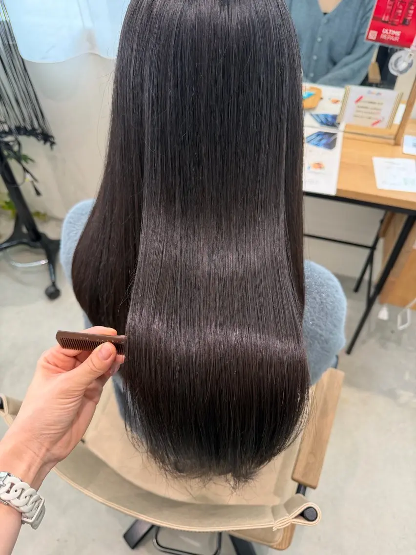 ロング カット 縮毛矯正 トリートメント Tamagawa Sakiのヘアスタイル