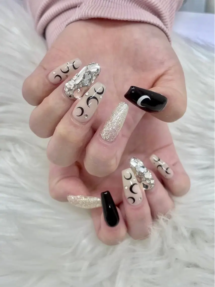 ネイル ハンドネイル KIREIE NAILSのネイルデザイン