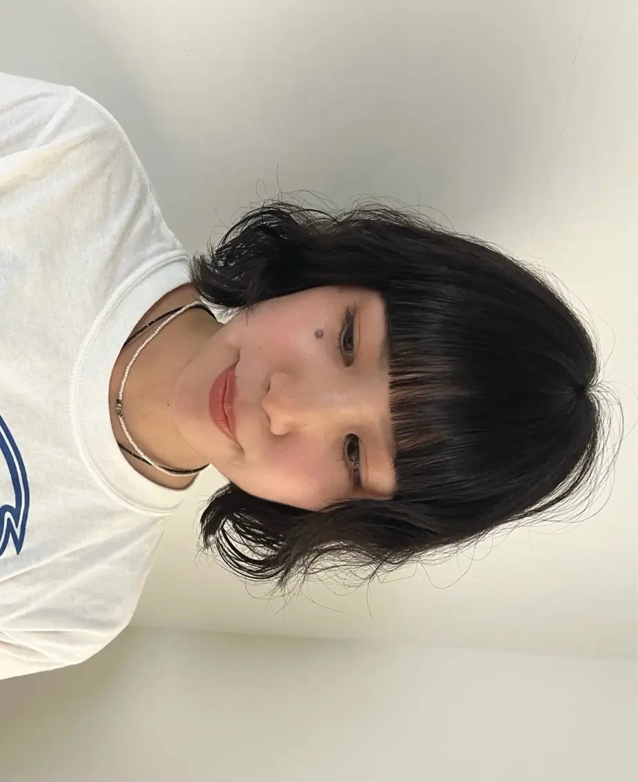 ショート カラー パーマ 縮毛矯正 ワイドバング カット ヘアカラー トリートメント 天神/レイヤー特化 ハイトーン/デザインのヘアスタイル