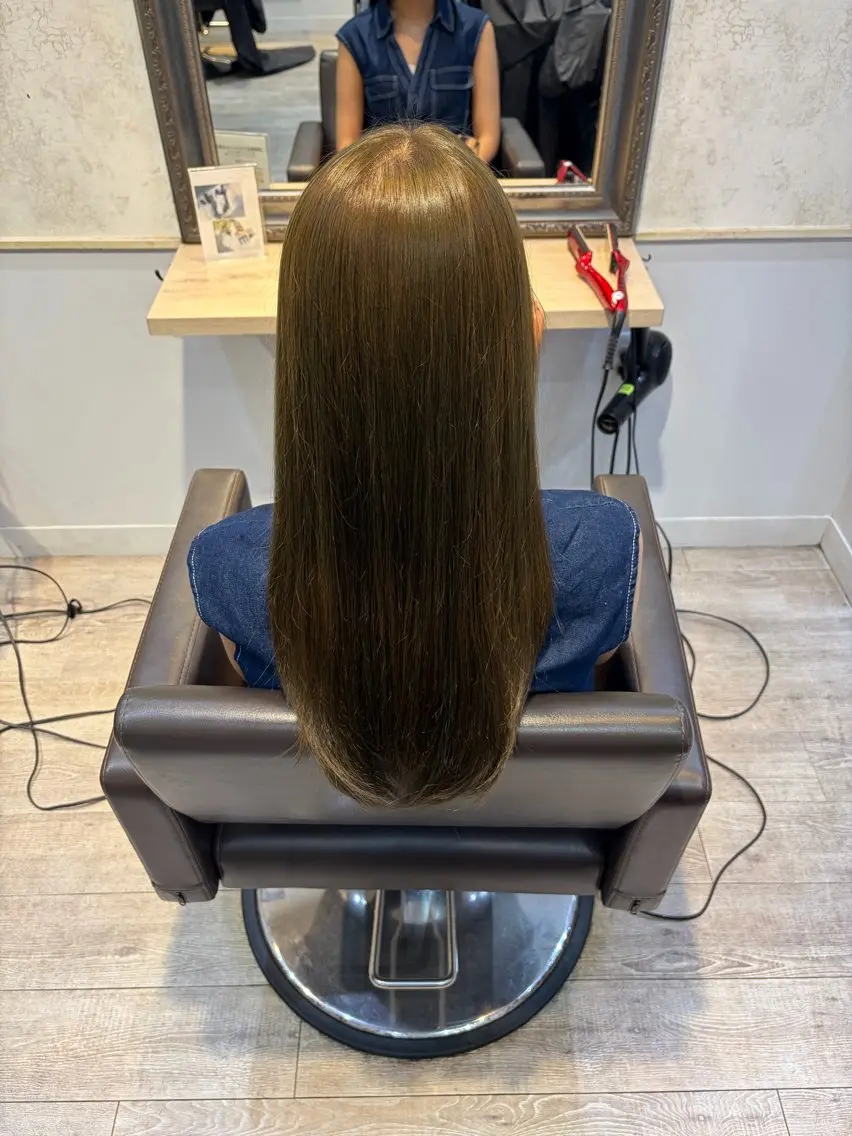 ロング ヘアカラー Lutia新宿 ここな💜ྀིのヘアスタイル