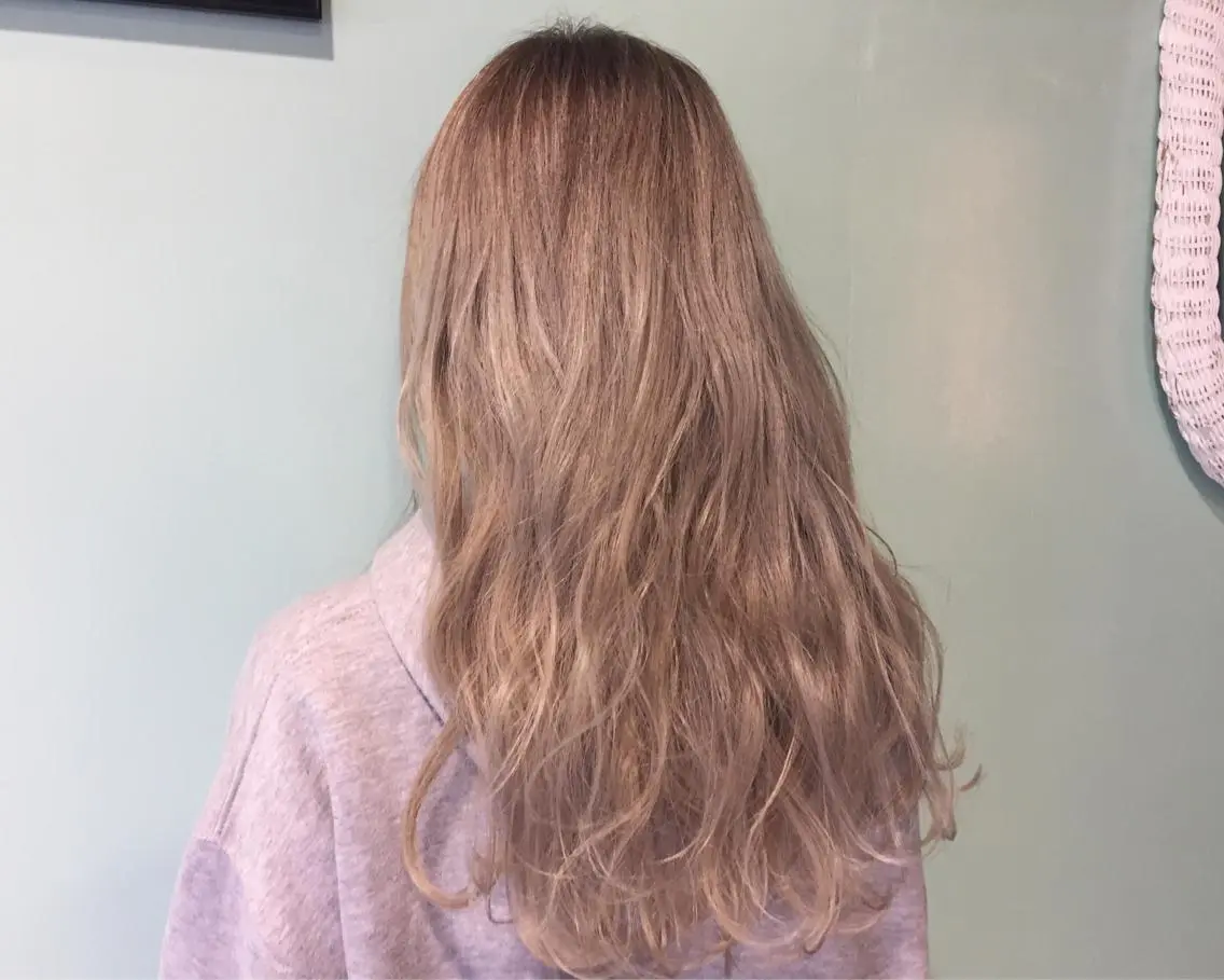 ロング カラー VIRETTA 【ヴィレッタ】のヘアスタイル