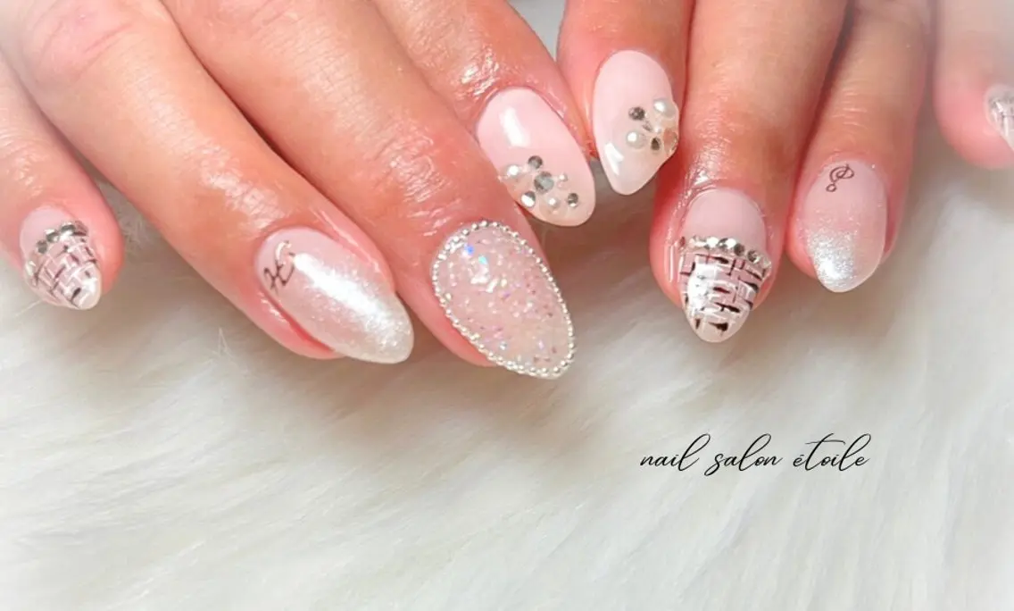 ネイル キラキラネイル ピンク ストーンネイル ツイードネイル ハンドネイル nail salon étoileのネイルデザイン