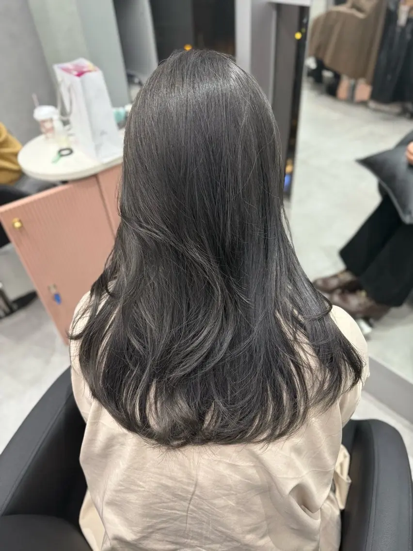 カラー 🦋TheEct Lien小川琉華🦋のヘアスタイル