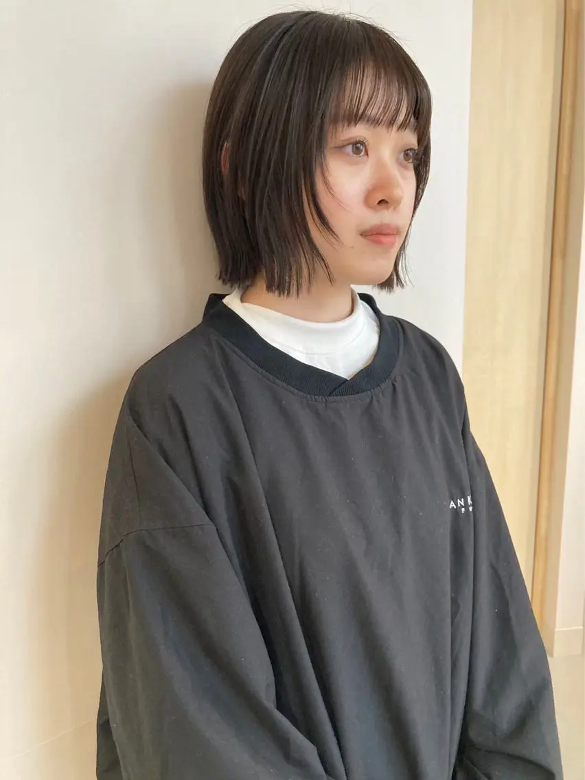 ミディアム オリーブ系カラー🫒 イノセントヘアのヘアスタイル