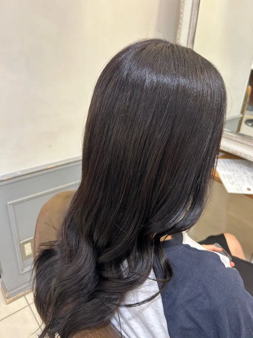 ロング ヘアカラー 韓国ヘアー🇰🇷 MIWAのヘアスタイル