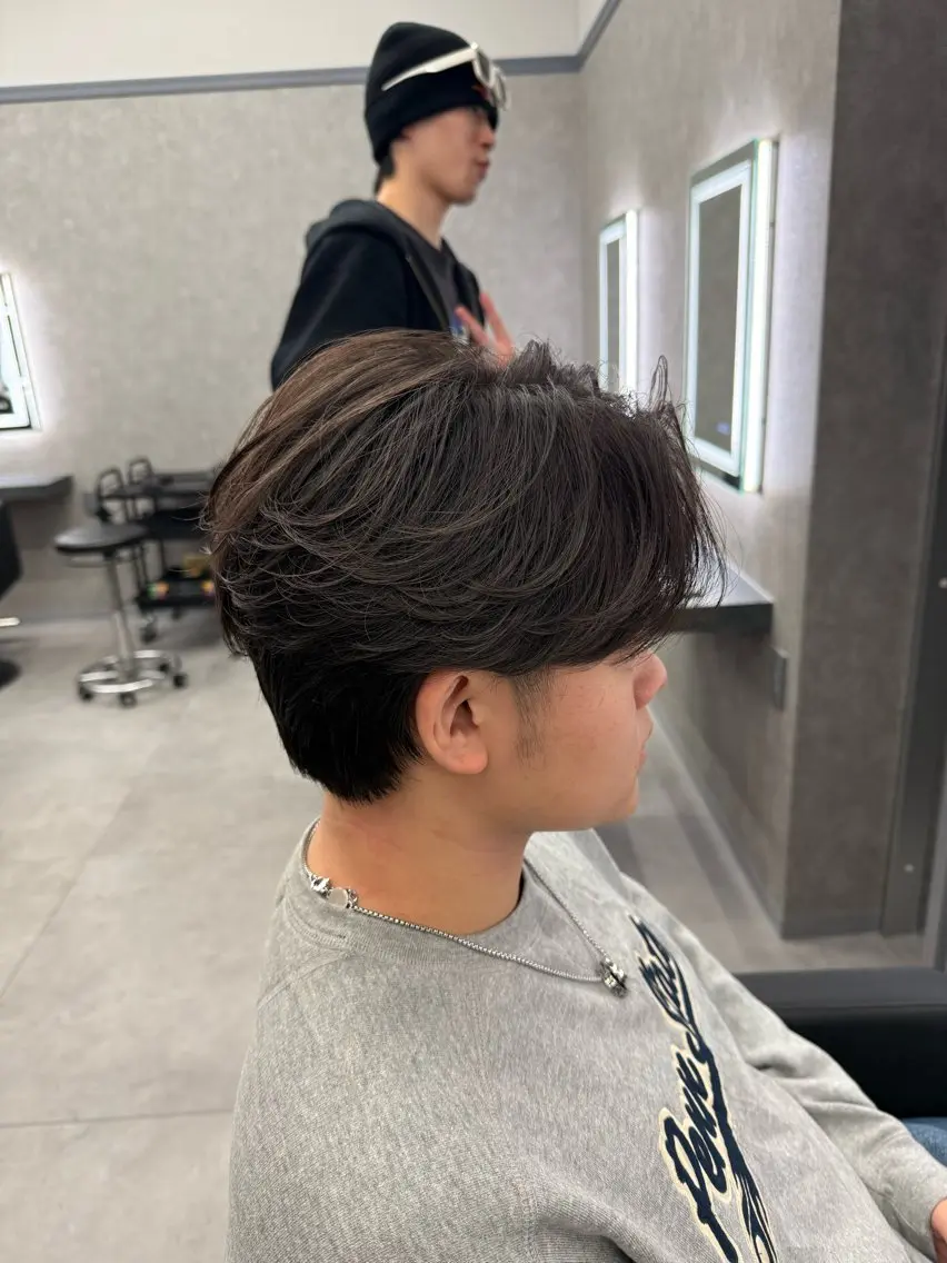 ショート カラー パーマ メンズ フェザーパーマ メンズパーマ ショートヘア カット パーマ メンズ特化 👑YUTAのヘアスタイル