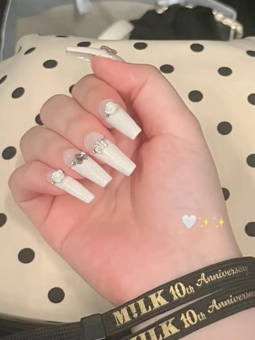 ネイル ハンドネイル hana_lala _ange🍓💫のネイルデザイン