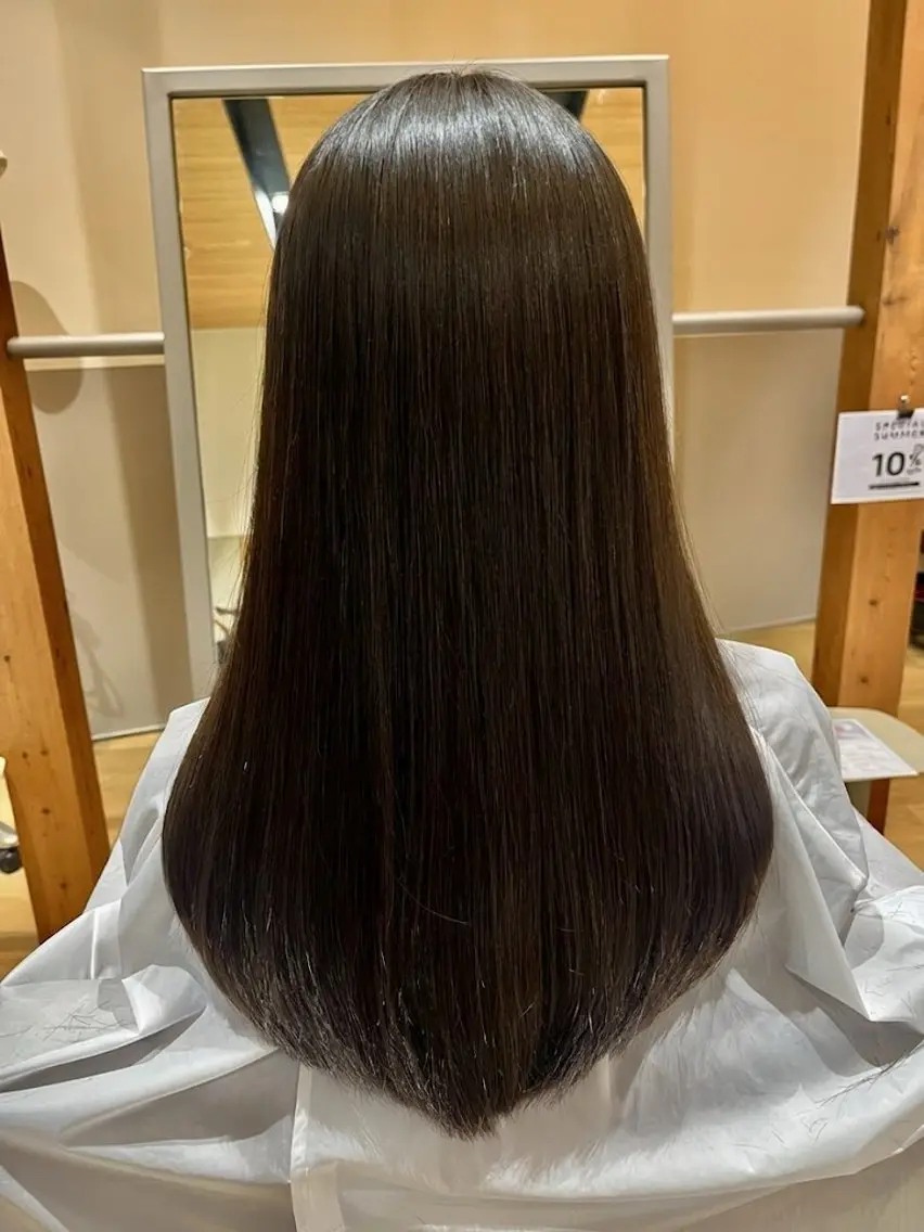 ロング カット トリートメント 渡邉 奈美のヘアスタイル