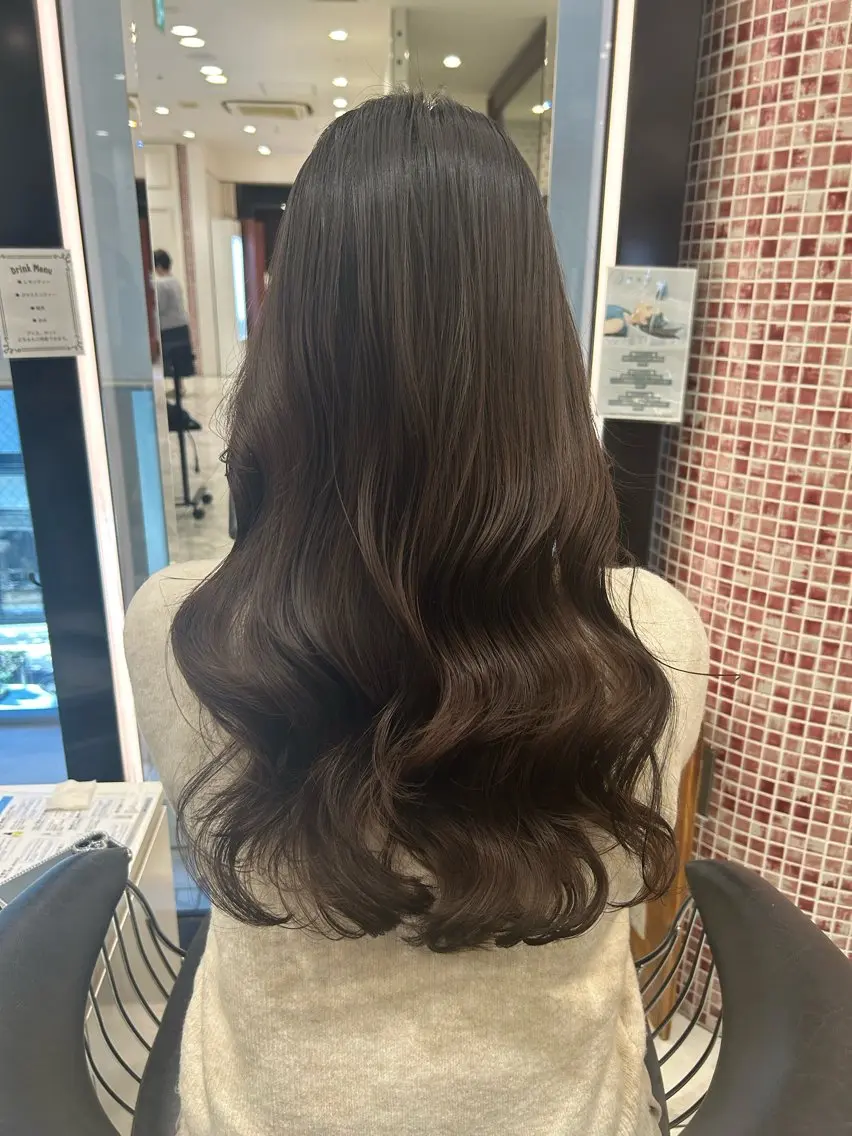 ロング パーマ カット パーマ 韓国っぽ水光肌カラー マンツーマン🫧なおのヘアスタイル
