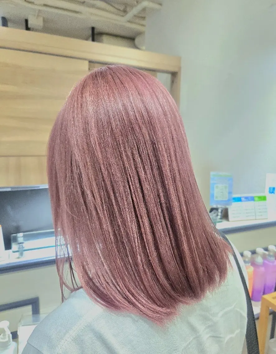 ミディアム ヘアカラー 山田 穂香のマツエク・マツパデザイン