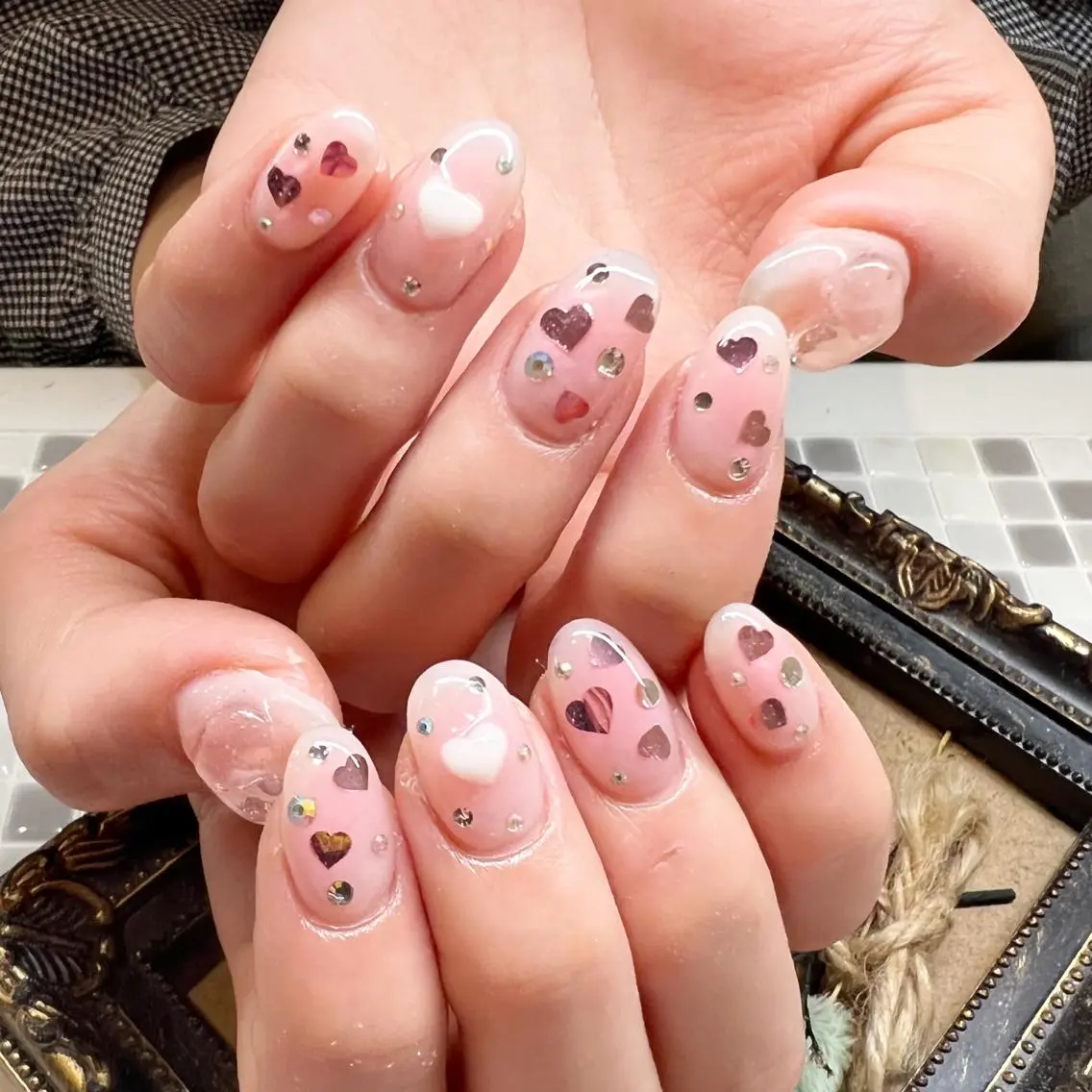 ネイル キラキラネイル nailist yuiのネイルデザイン