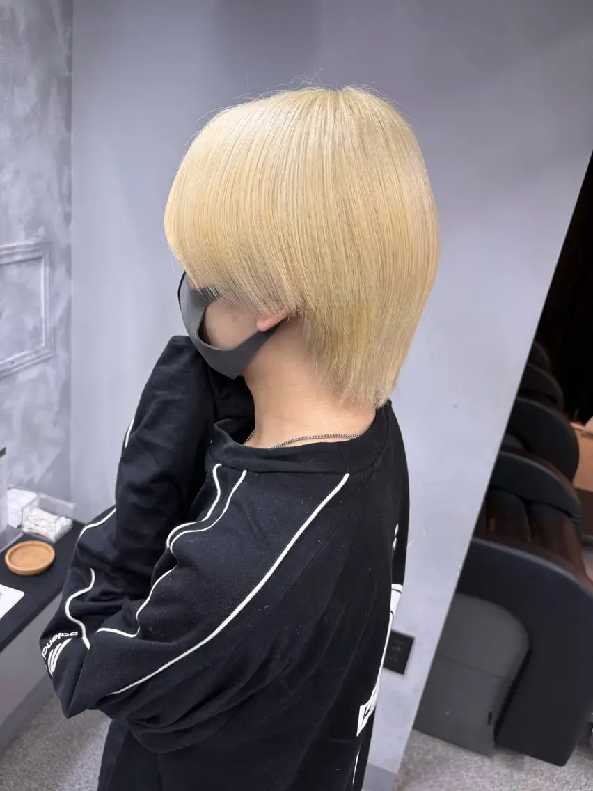 メンズ ヘアカラー ブリーチ BAM BIのヘアスタイル